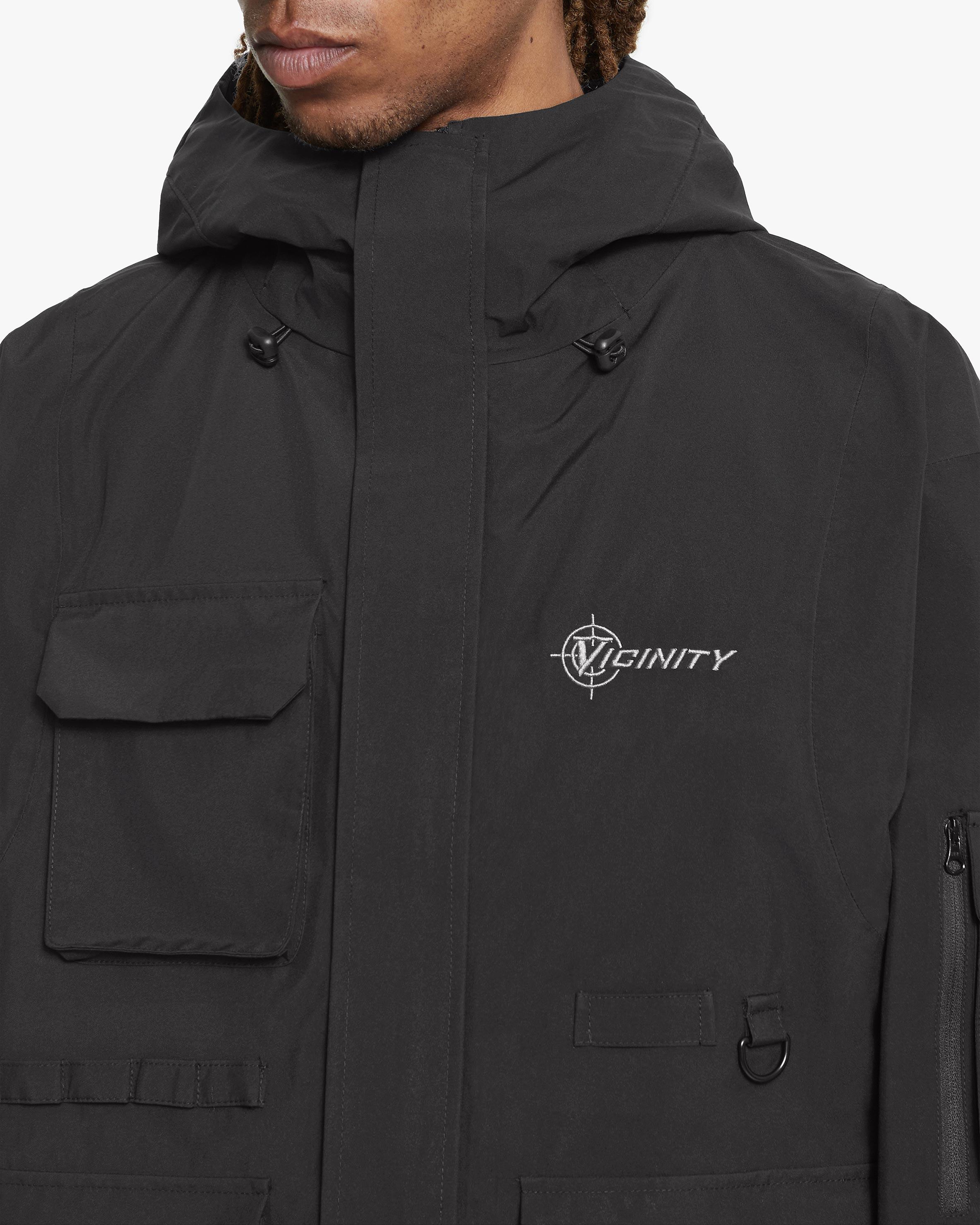 WINDBREAKER BLACK