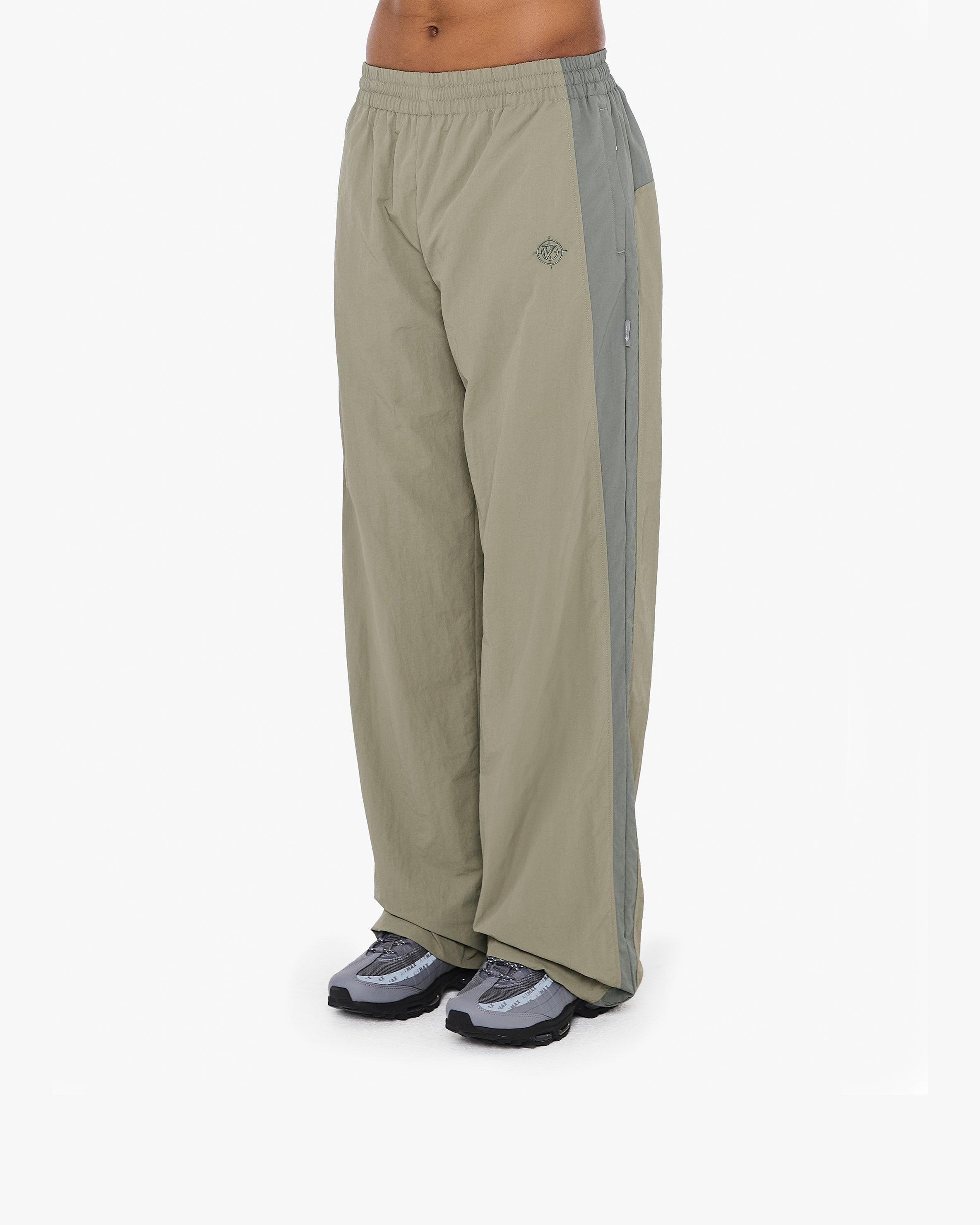 TRACK PANTS V3 WASABI
