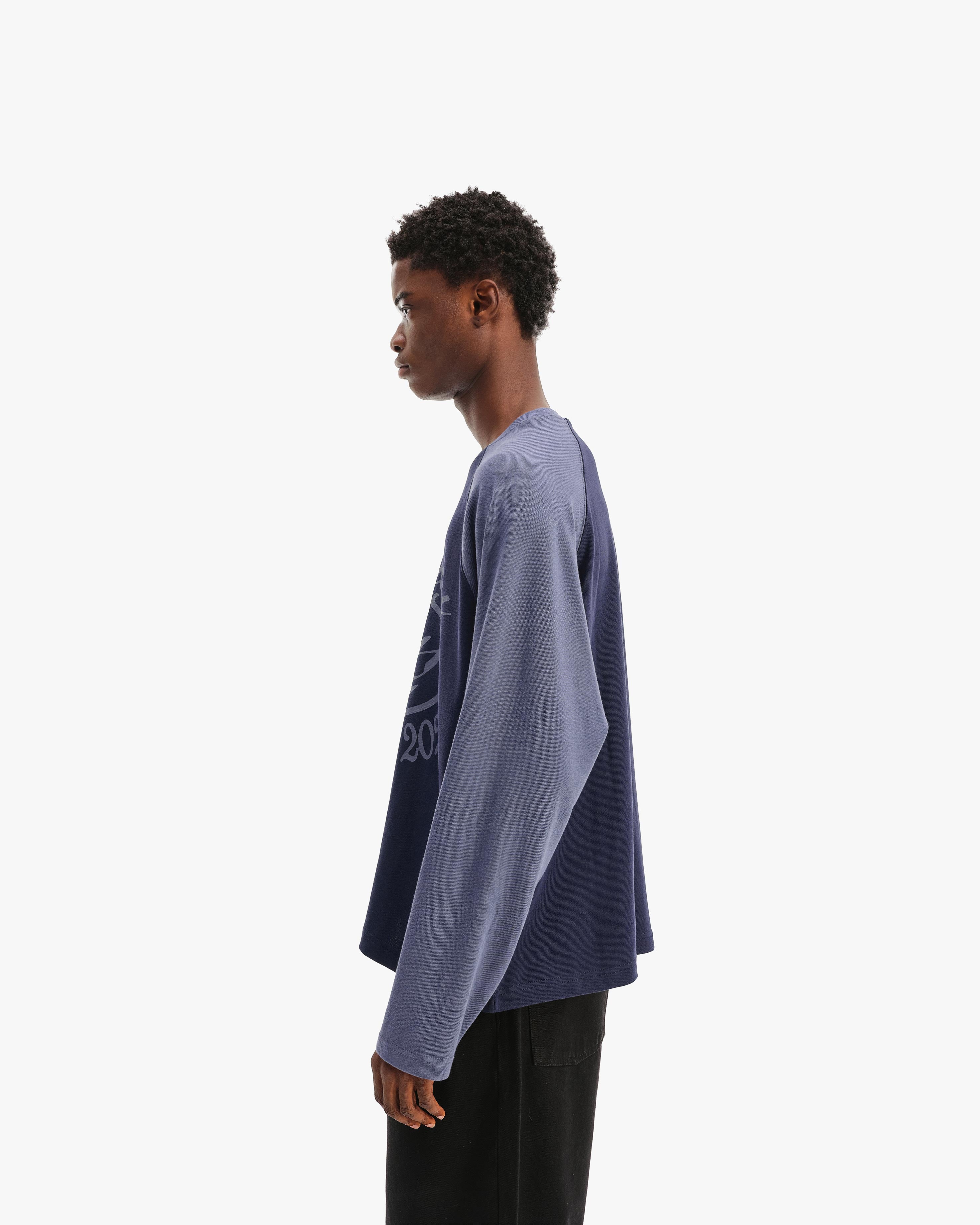 INTERNATIONAL LONGSLEEVE BLUE