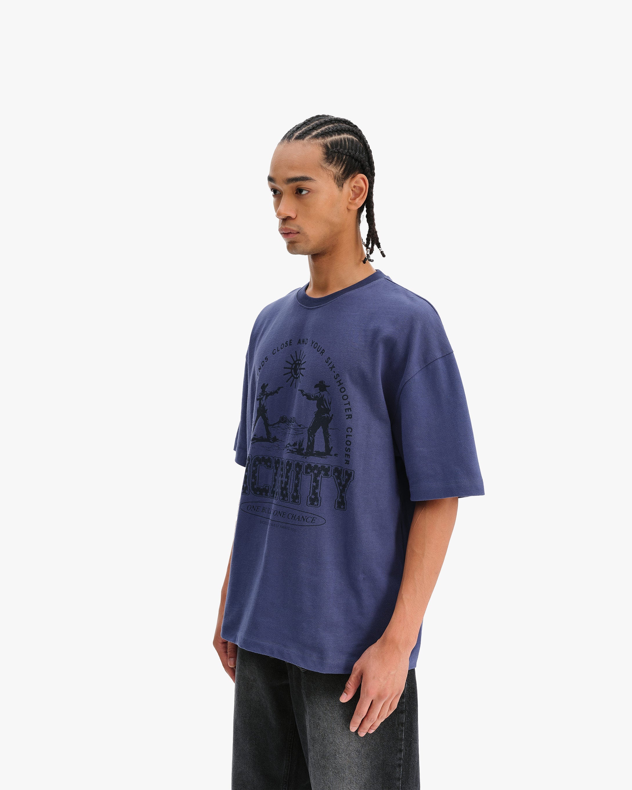 SIX SHOOTER DUEL TEE NAVY