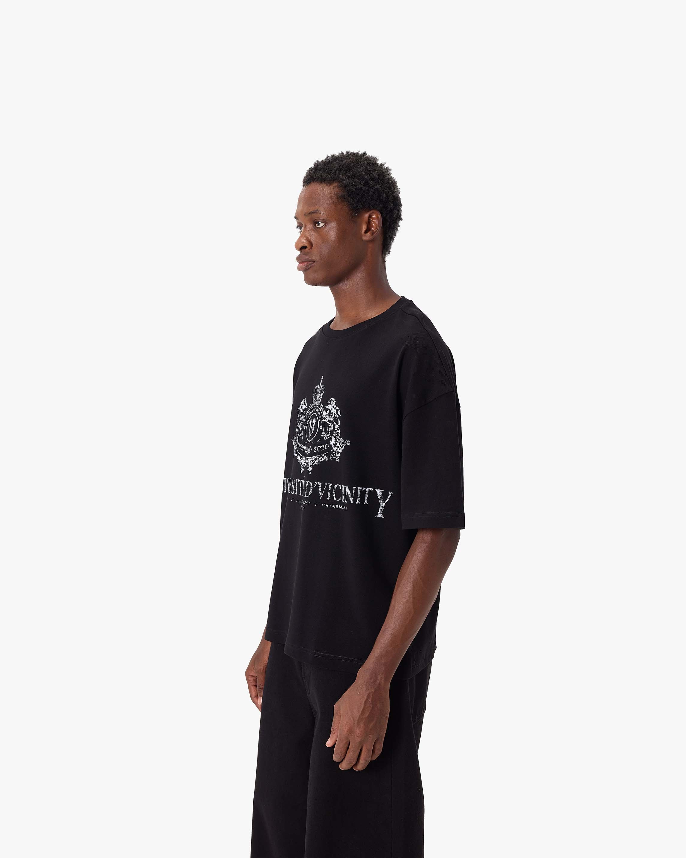 UNIVERSITE D' VICINITY TEE BLACK