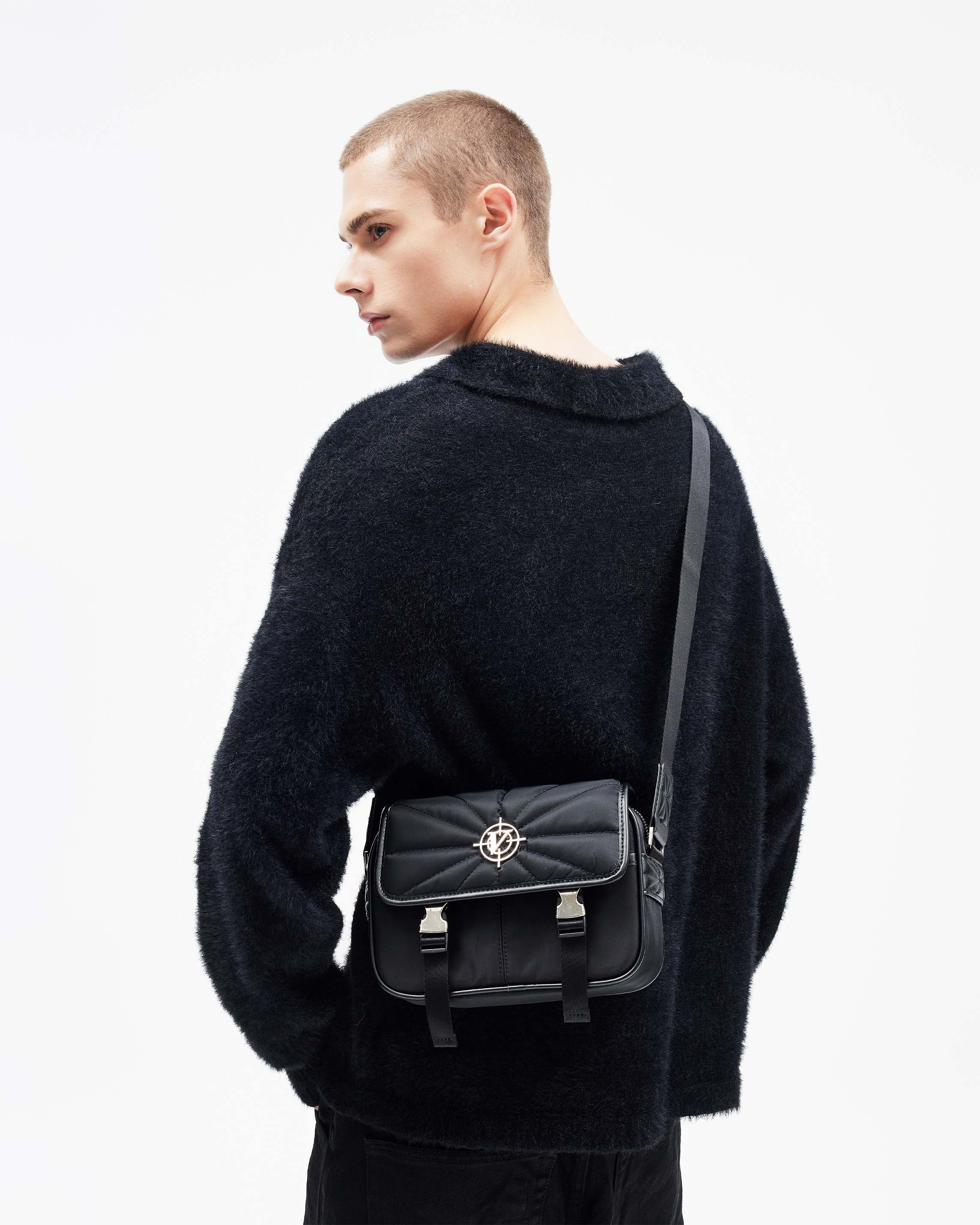 BUCKLE SHOULDER BAG - BLACK