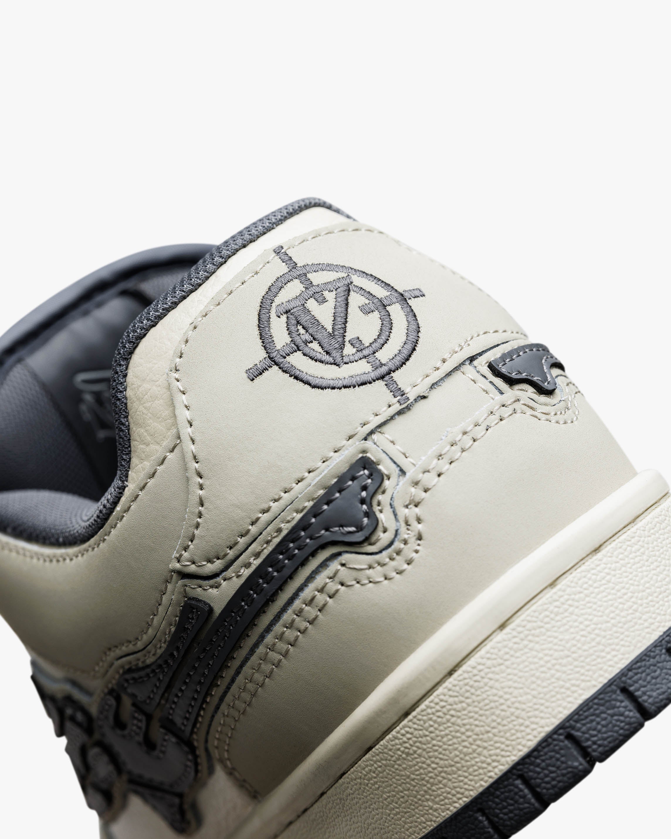 AKIMBO LOWS "SANDMAN"