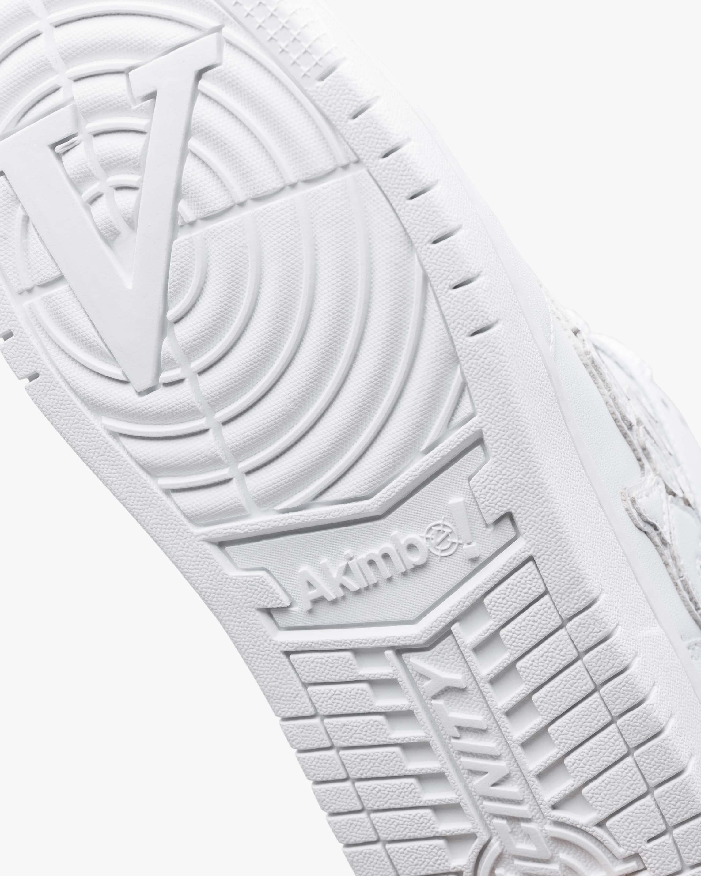 AKIMBO LOWS "TRIPLE WHITE"