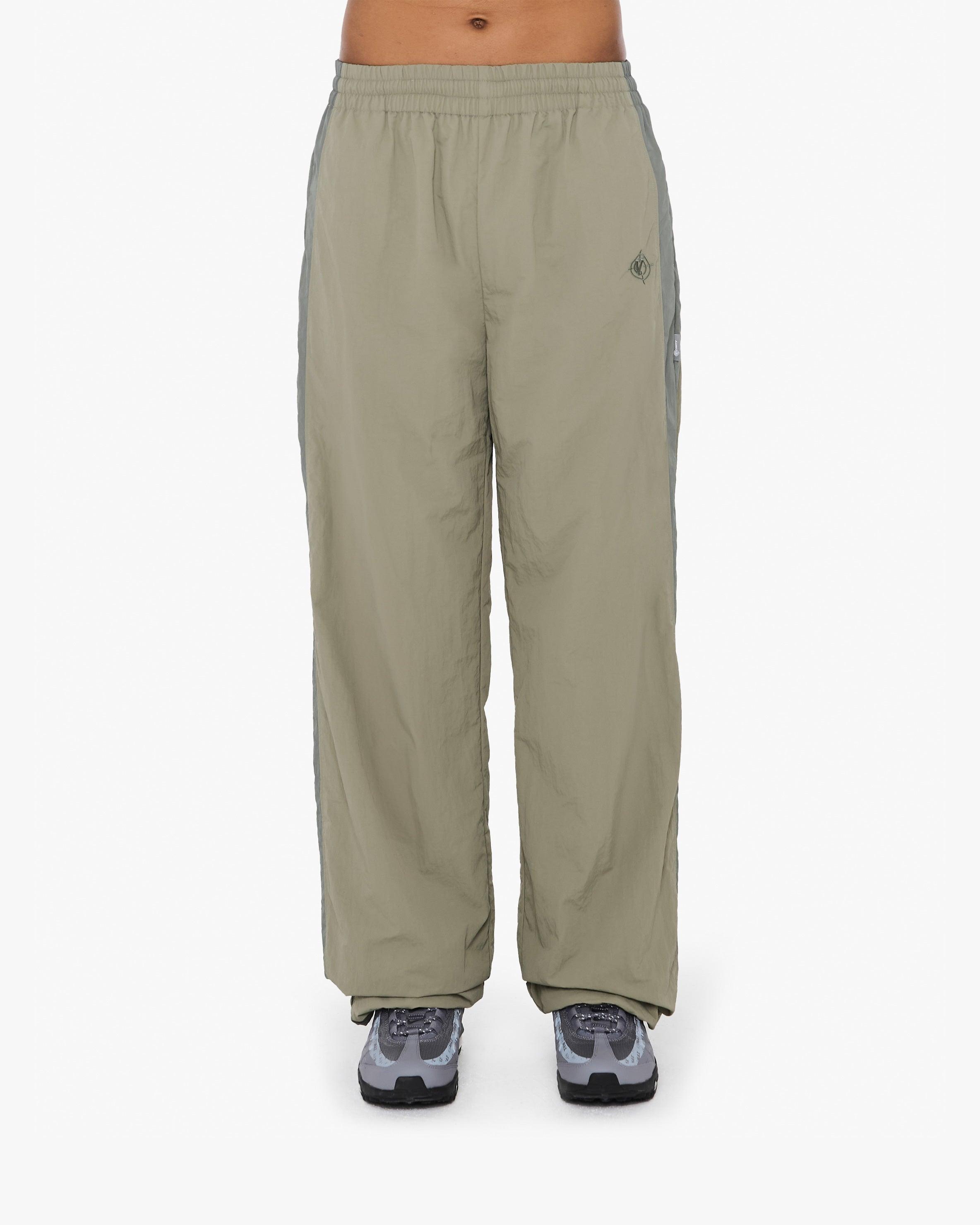 TRACK PANTS V3 WASABI