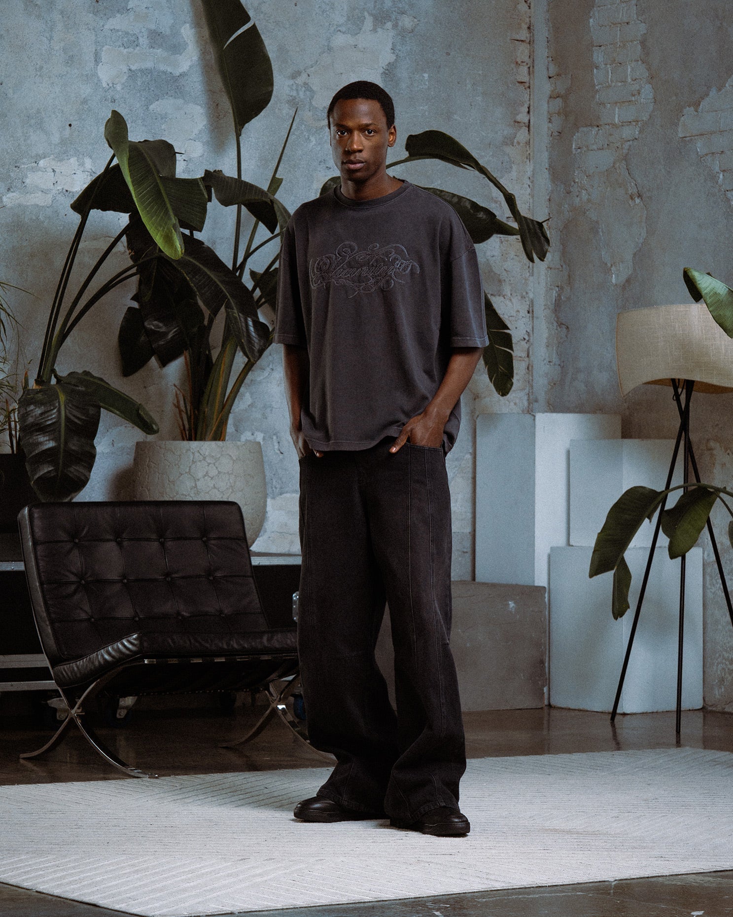 SIGNATURE TEE VINTAGE BLACK