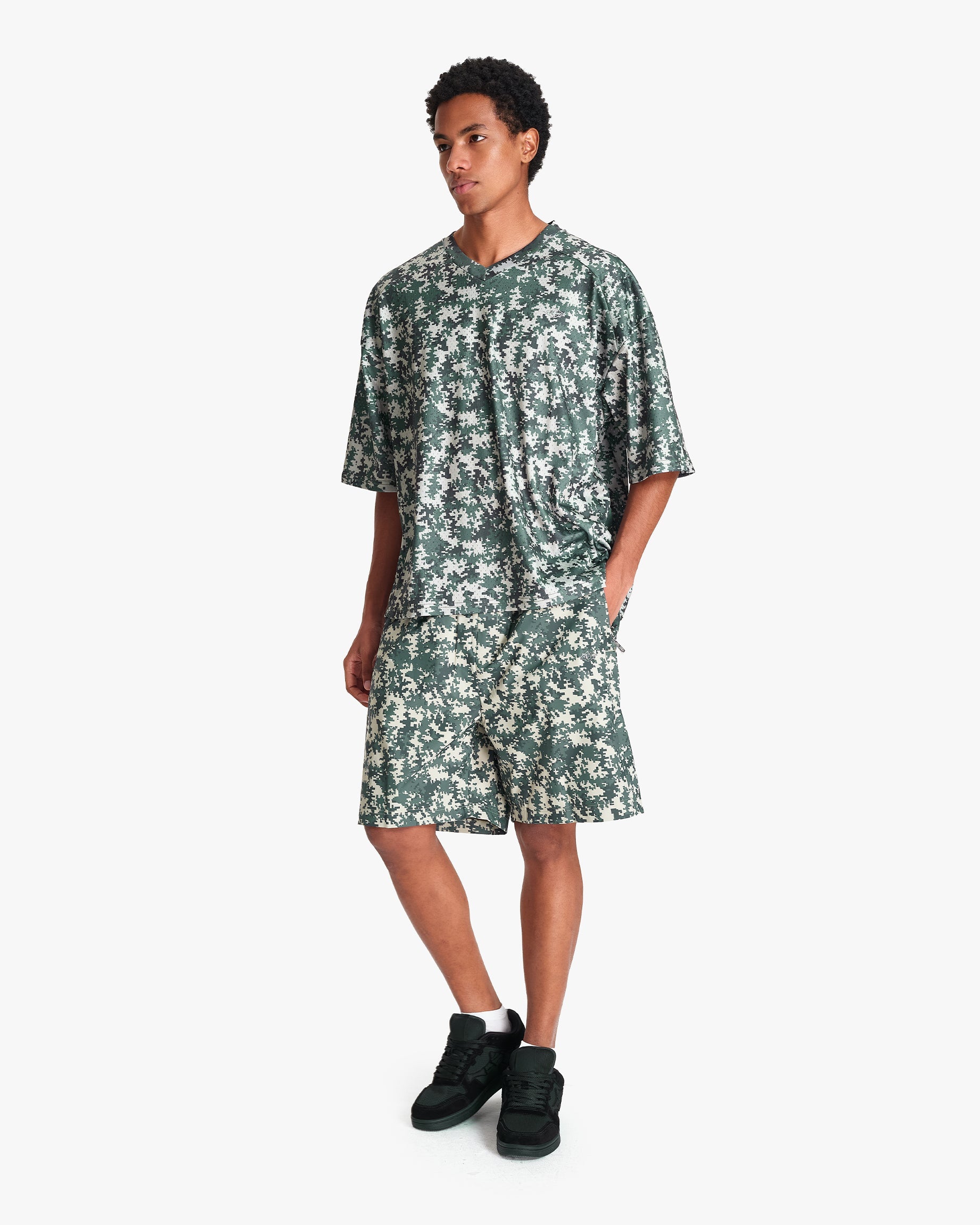TRACK SHORTS PIXEL CAMO