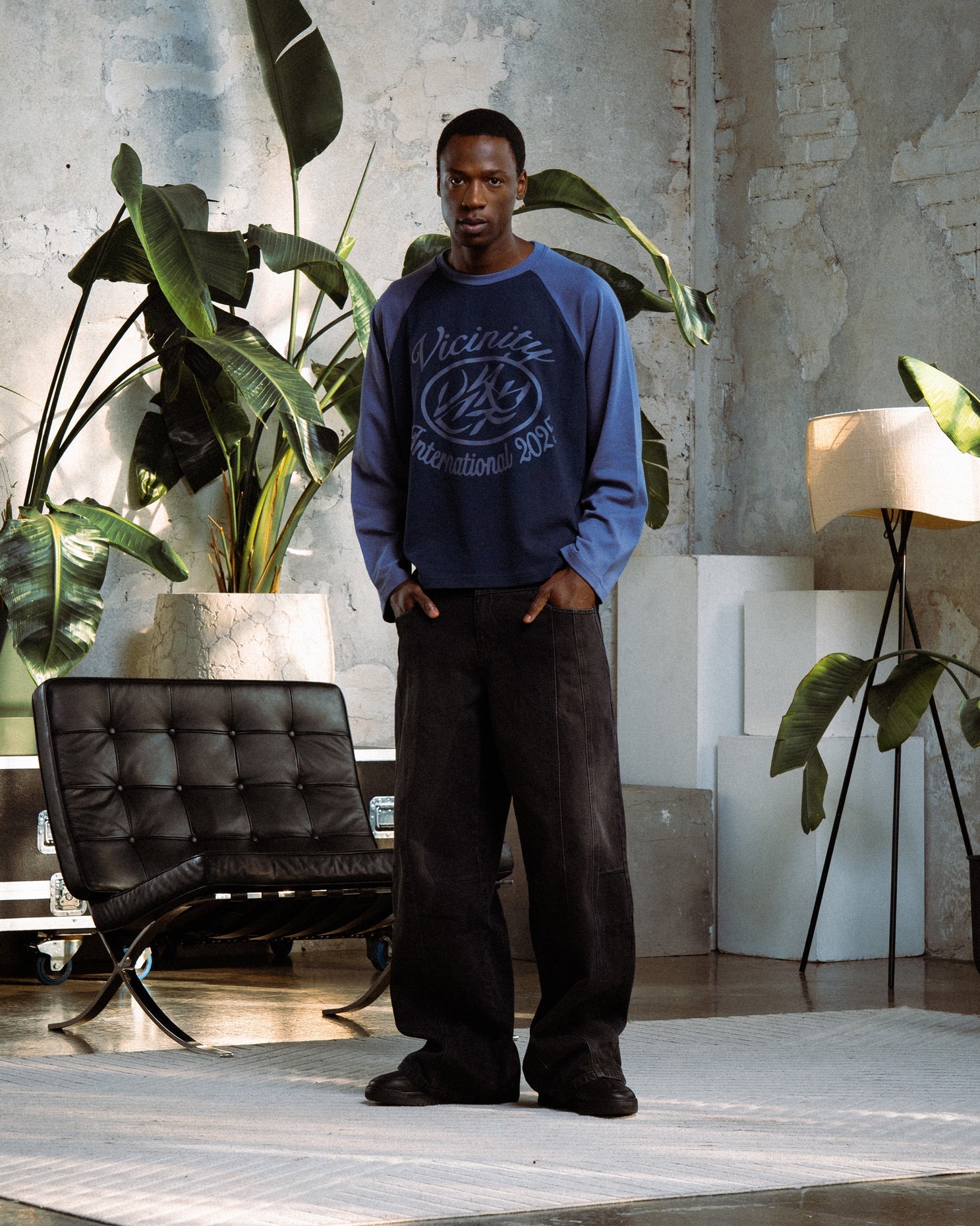 INTERNATIONAL LONGSLEEVE BLUE