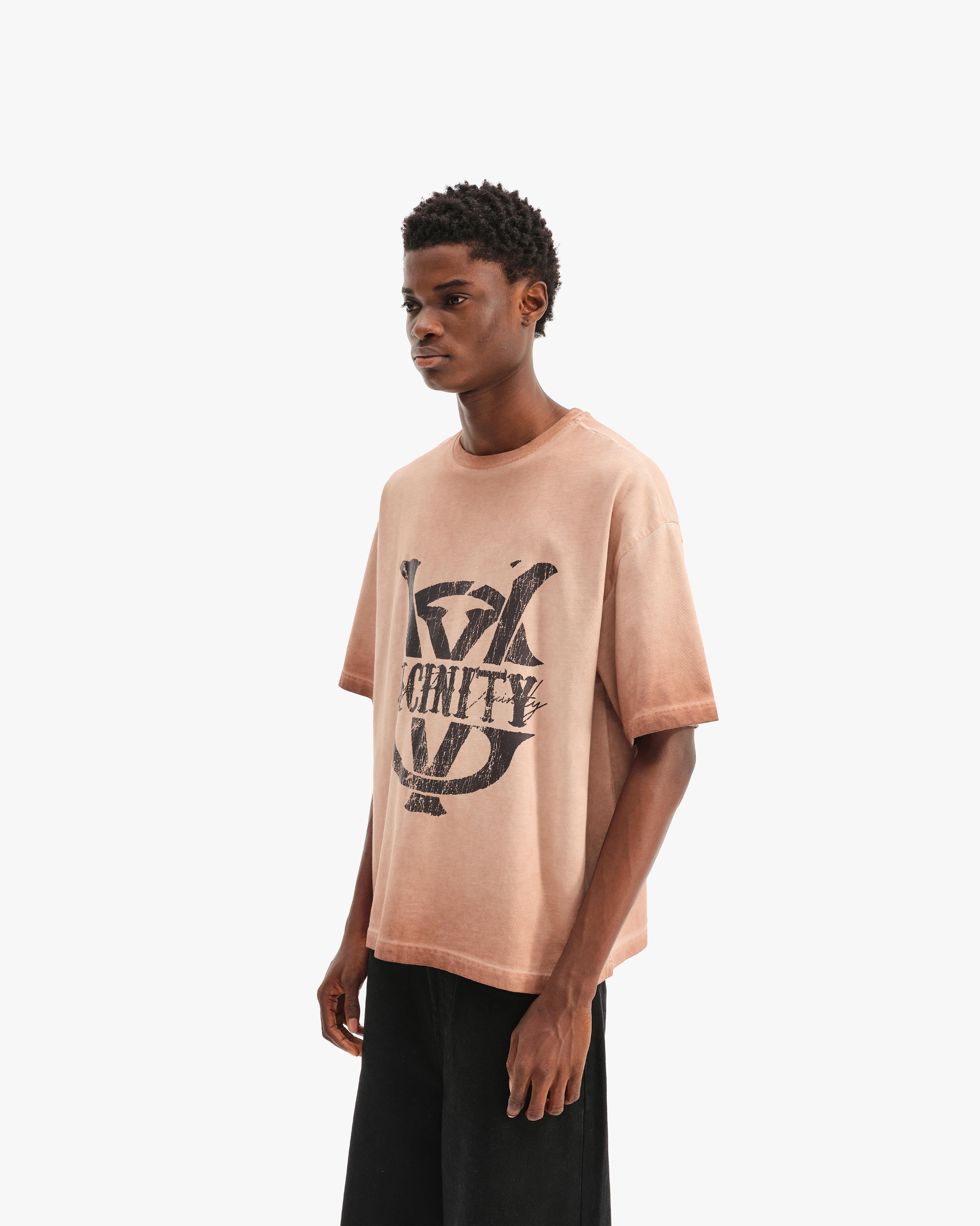INITIALS TEE BROWN