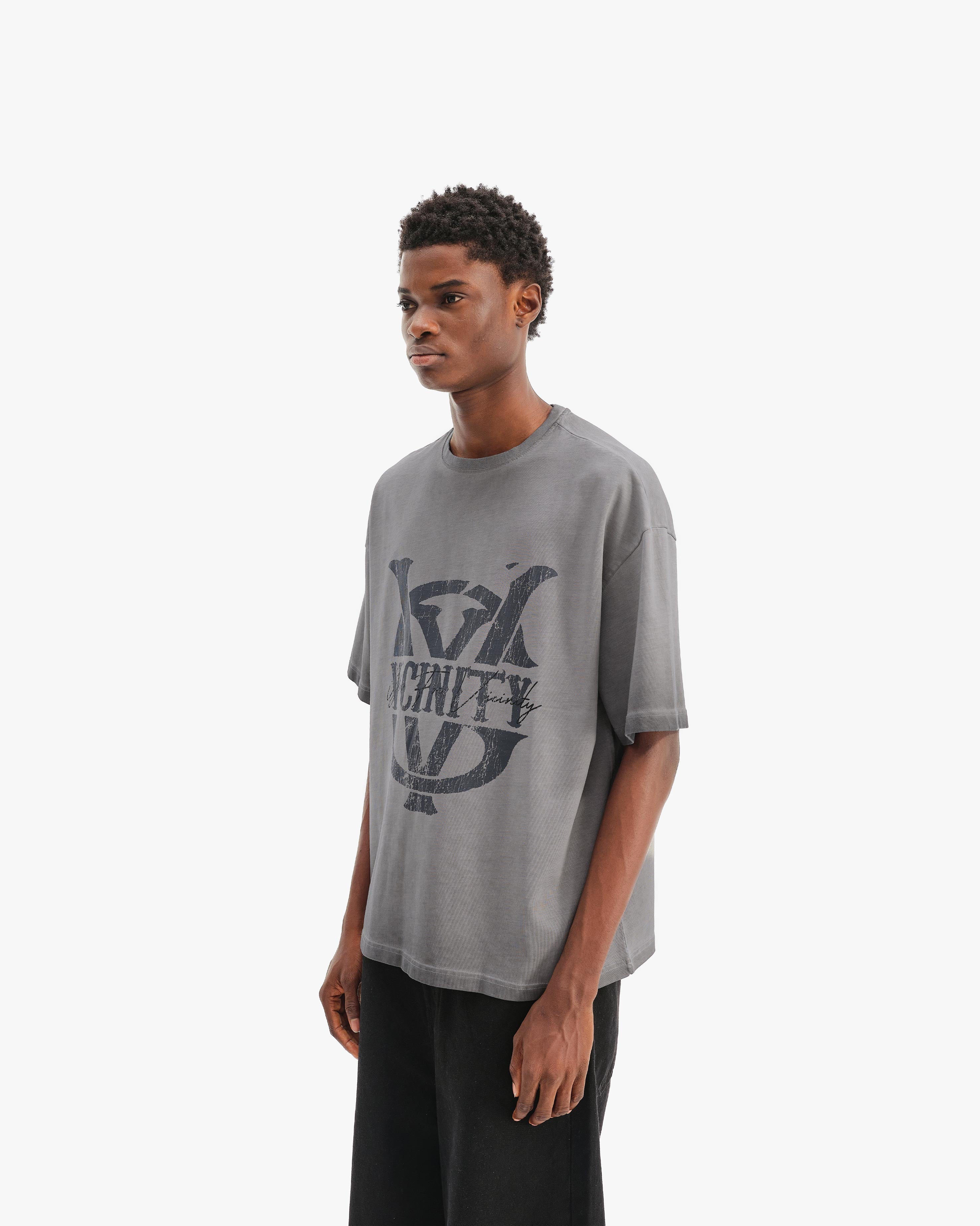 INITIALS TEE DARK GREY