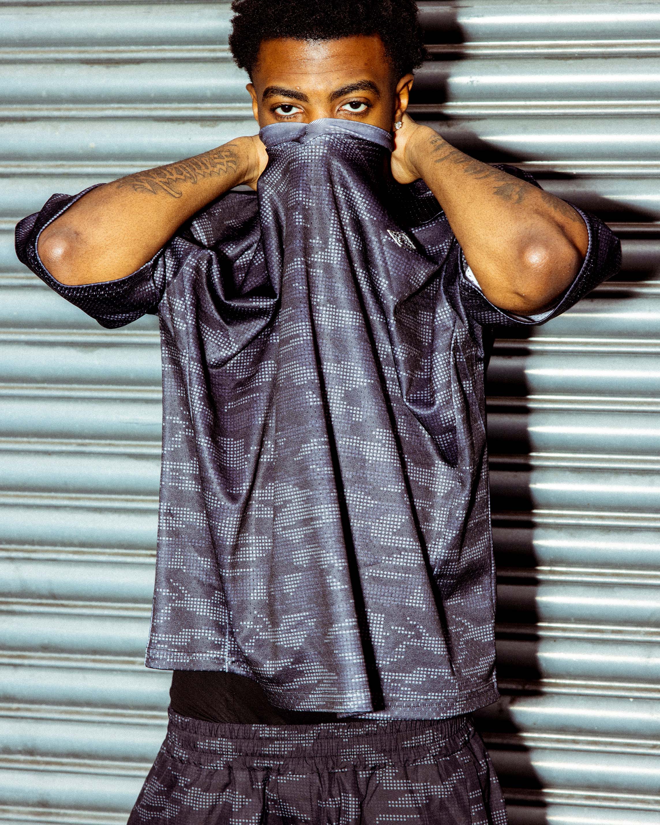 MESH JERSEY DOTTED CAMO BLACK