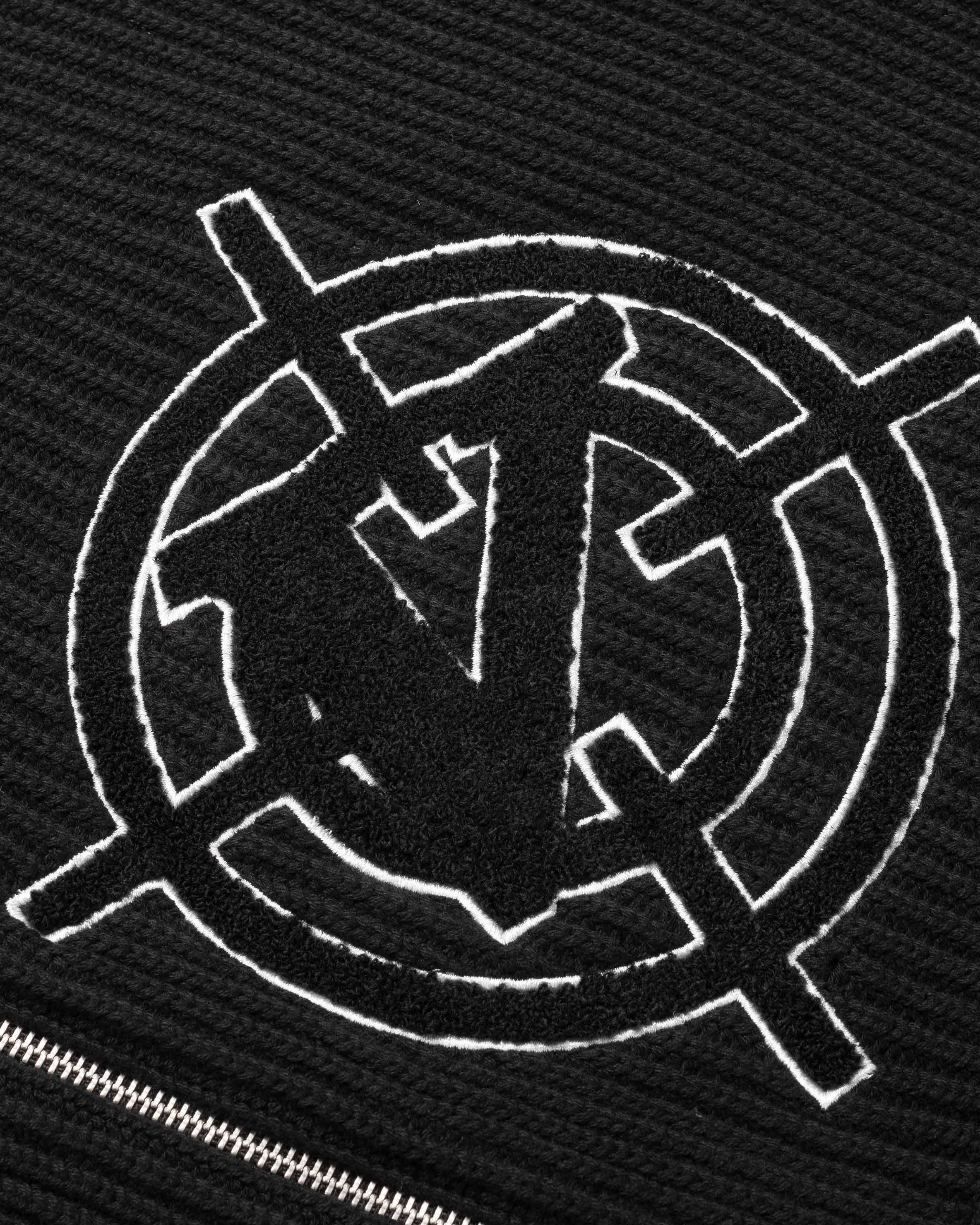 V-LOGO KNIT ZIP HOODIE BLACK