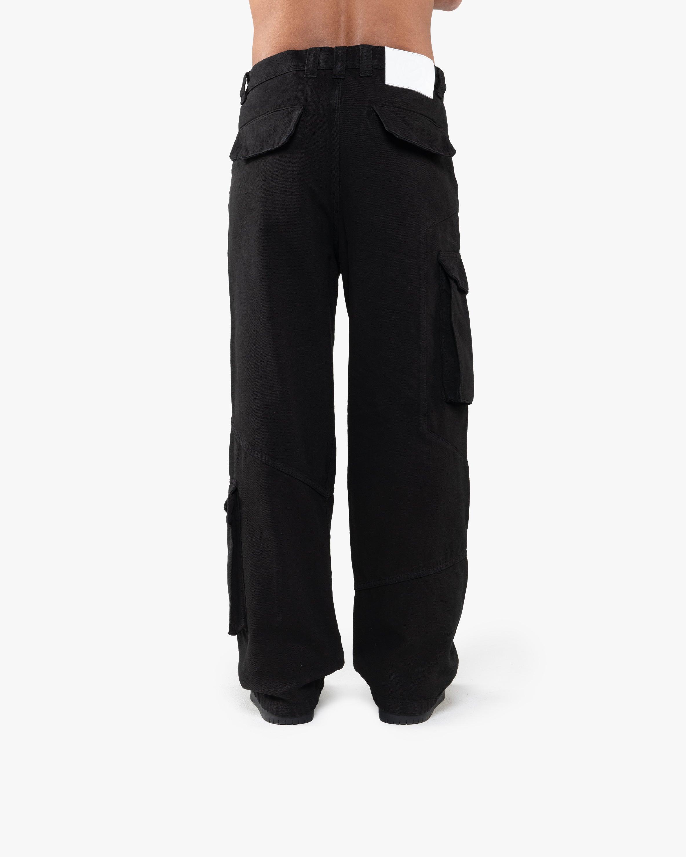 ASYMETRICAL CARGOPANTS BLACK